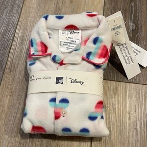 Disney Fleece pj set NWT